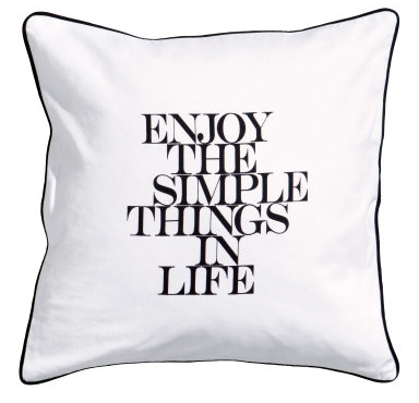 h&m simple things cushion
