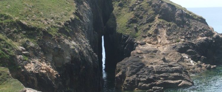 song of the sea arch, nanjizal beach