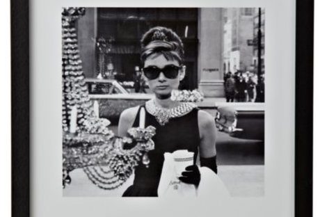 breakfast at tiffanys framed print from b&q