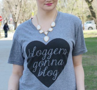 bloggers gonna blog tee from the trendy sparrow