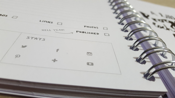 Review of The Ultimate Blog Planner from Dot Creates