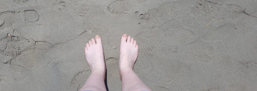 sandy toes