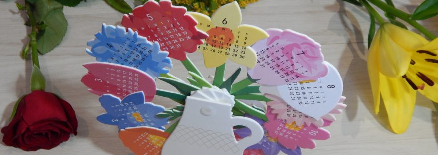 flowers desktop calendar