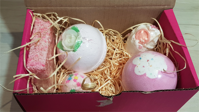 Bomb Cosmetics bath bombs