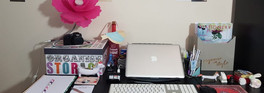 Busy B desk storage
