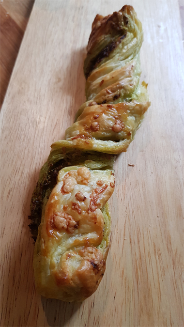 Cheese and pesto twists